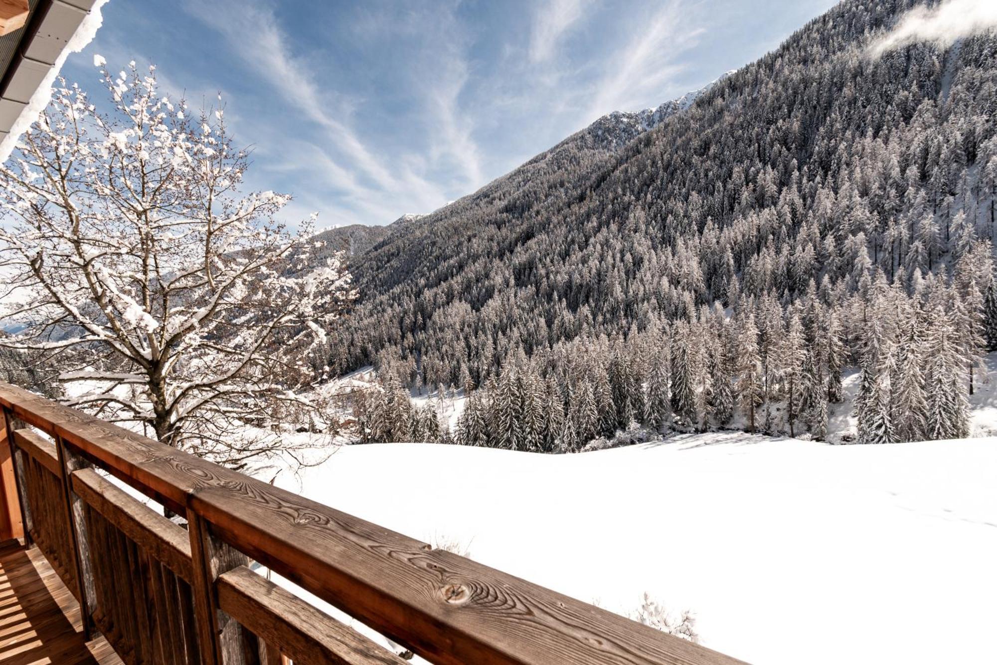 Hotel Ultnerhof Santa Gertrude ภายนอก รูปภาพ
