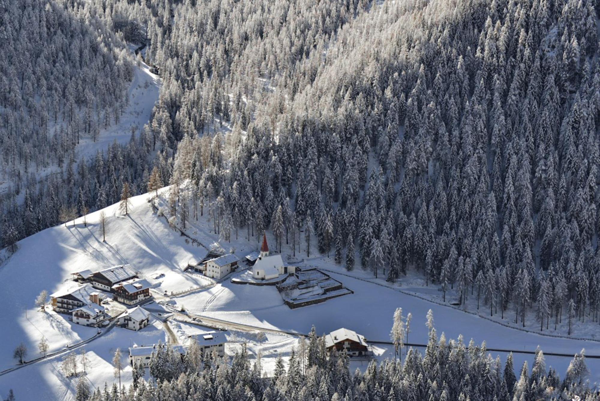 Hotel Ultnerhof Santa Gertrude ภายนอก รูปภาพ