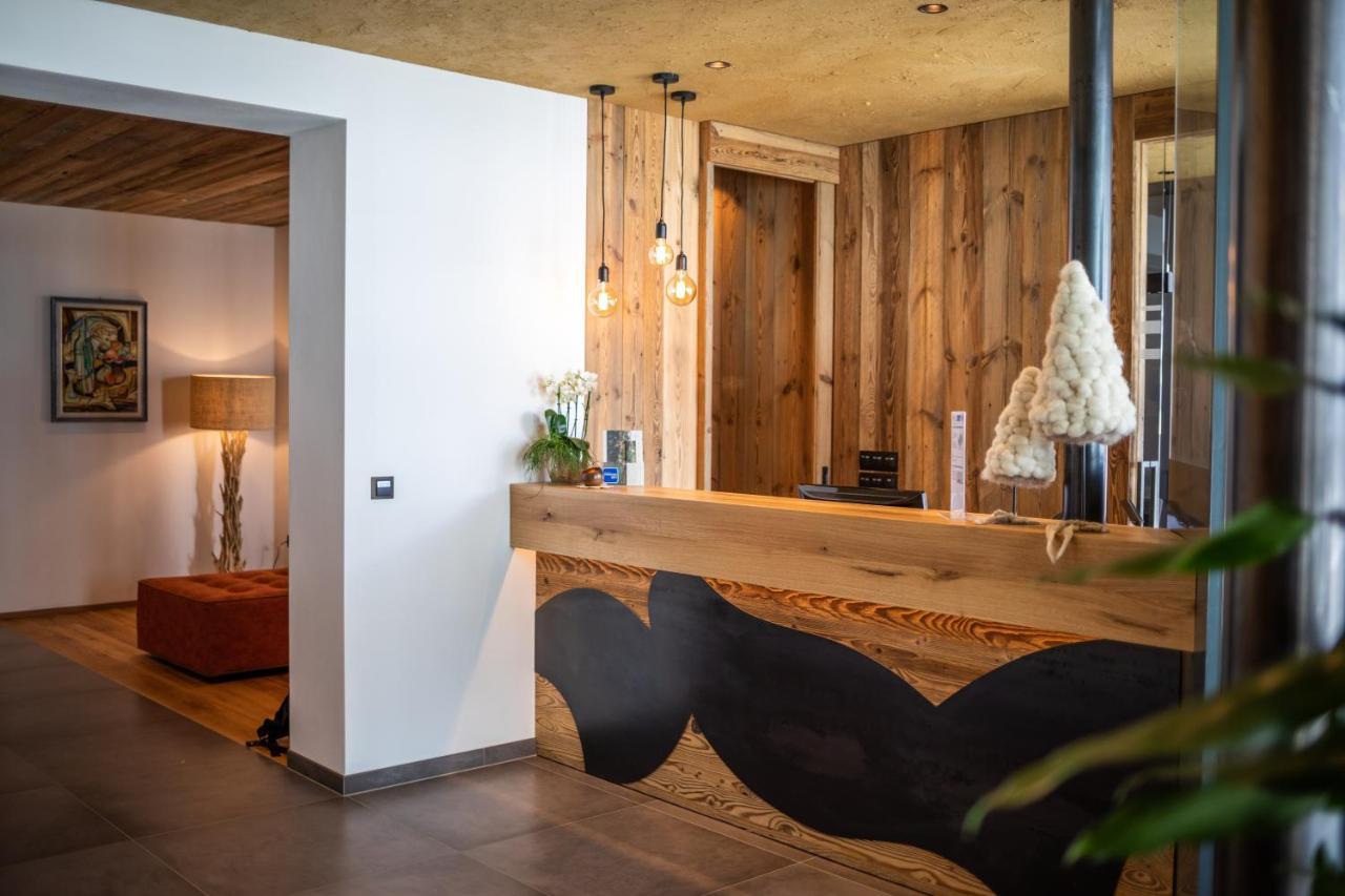 Hotel Ultnerhof Santa Gertrude ภายนอก รูปภาพ